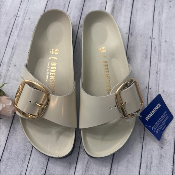 New BIRKENSTOCK Madrid
Big Buckle - Picture 4 of 11